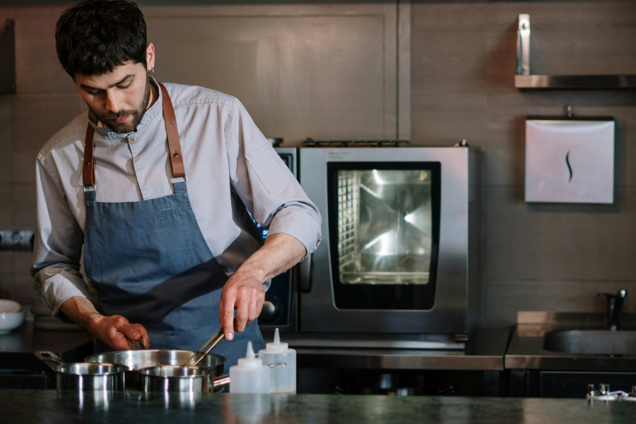 Modern washable cooking apron